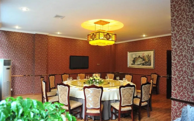 Qianxiyuan Hotel