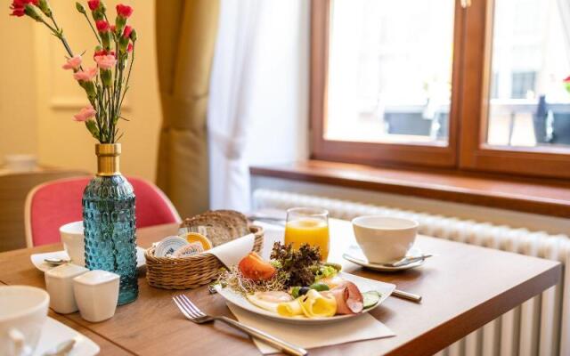 Portal House Apartments