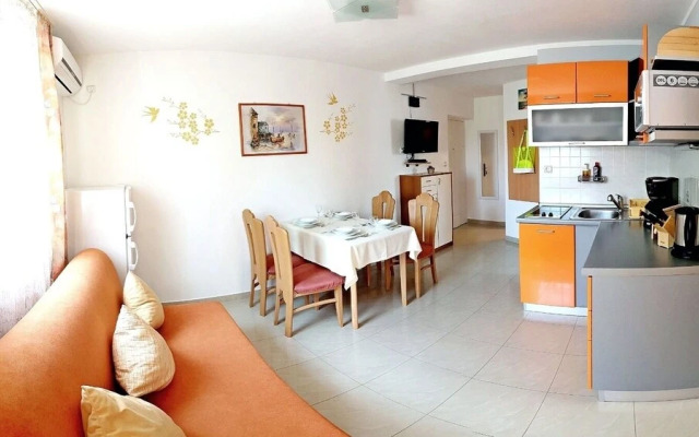 Amalia - Family Friendly With Parking - A1 Gabi