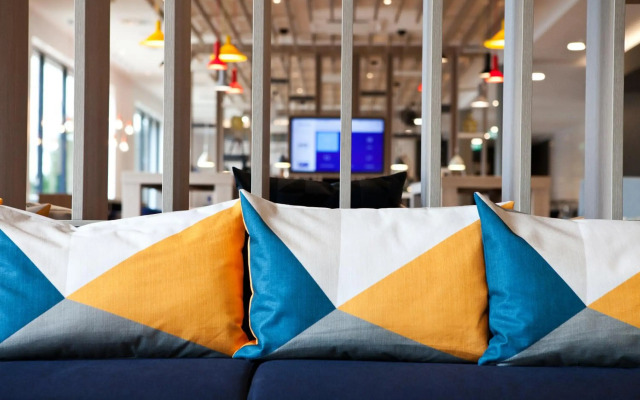 Holiday Inn Express & Suites Basel Allschwil by IHG