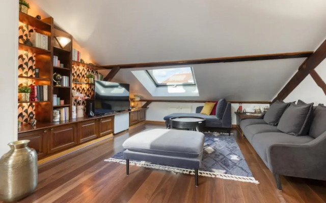 Appart près de Disneyland «les yeux vers le ciel »