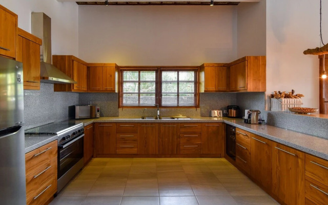 Villa Emerald