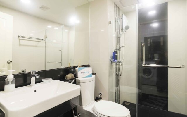 Bangkok Feliz Sathorn-Taksin By Favstay