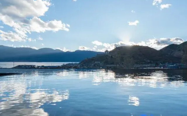 Hualou Love Songs Wuhu Banshan Sunshine Boutique Inn