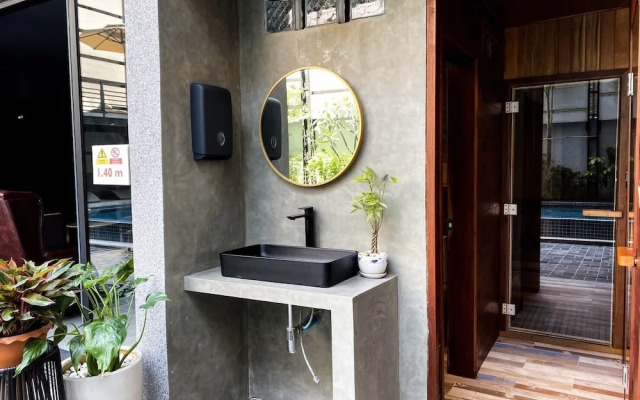 CHECK inn Phnom Penh BKK 1