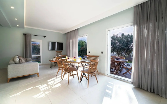 Ölüdeniz Plajına Yakın 3 Yatak Odalı Villa