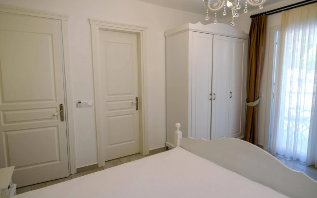 Selin Hotel