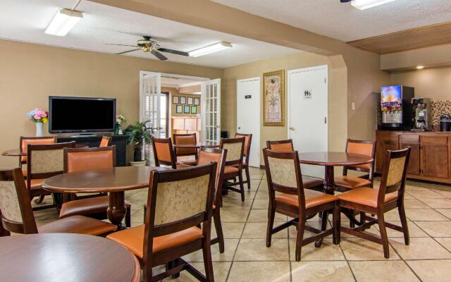 Econo Lodge