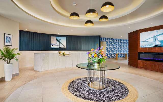 Wyndham Newport Hotel