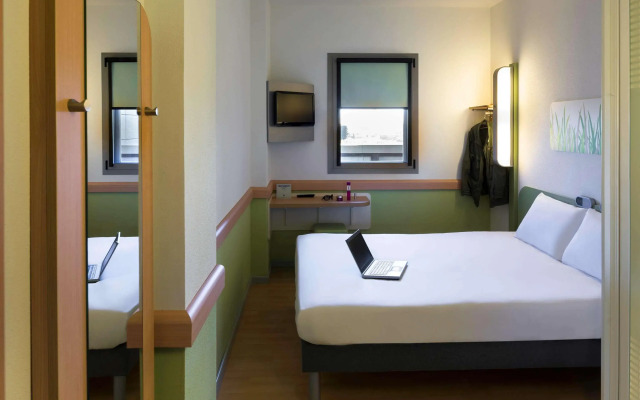 Ibis Budget Sevilla Aeropuerto