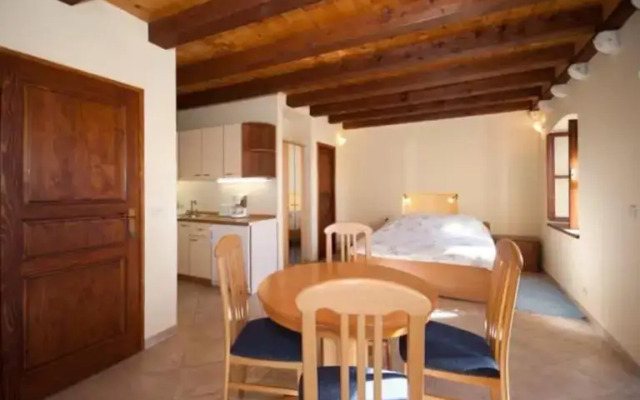 Apartments Peline 21
