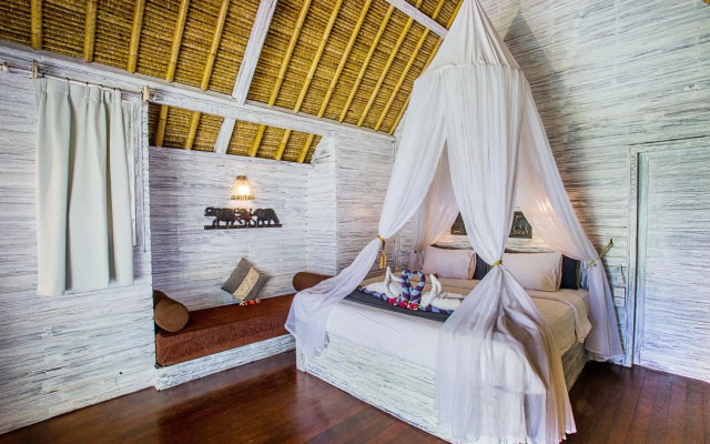 Lembongan Bay Shore Huts – Guest Rooms – Lembongan Island