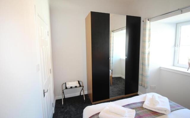 Douglas House Apartments