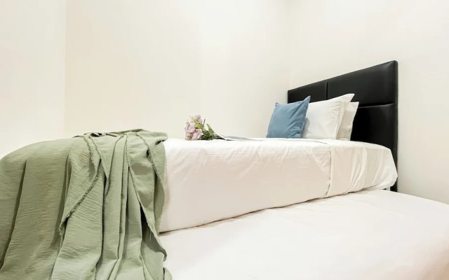 Neat 2Br Apartment Podomoro Golf View