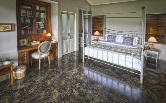 Reverie Siam Resort
