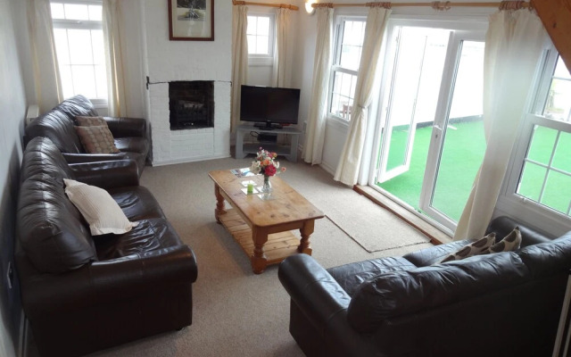 Bosuns Locker Cottage