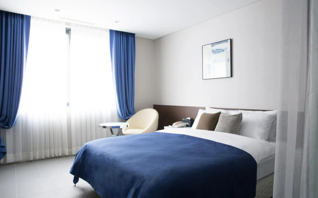 Mate Hotel Bundang