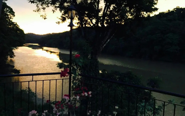 Riverside Kandy - Home Stay