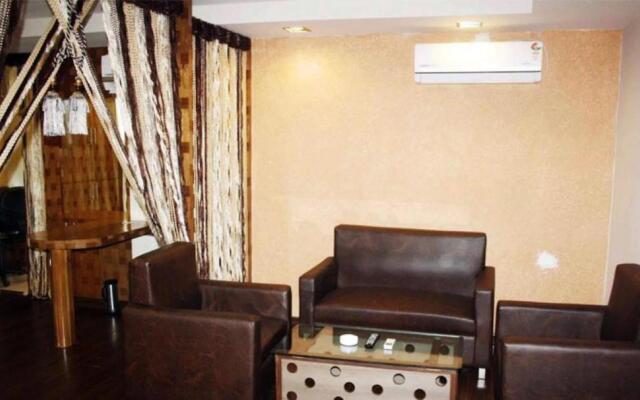 Fabhotel Raj Residency Ii
