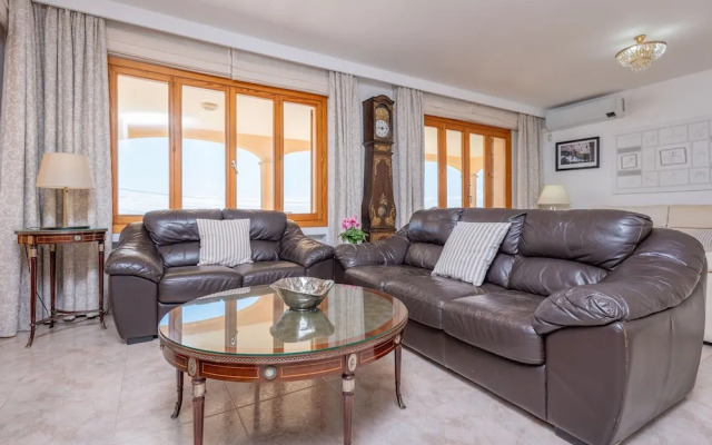 Villa Mar Y Tierra in Llevant