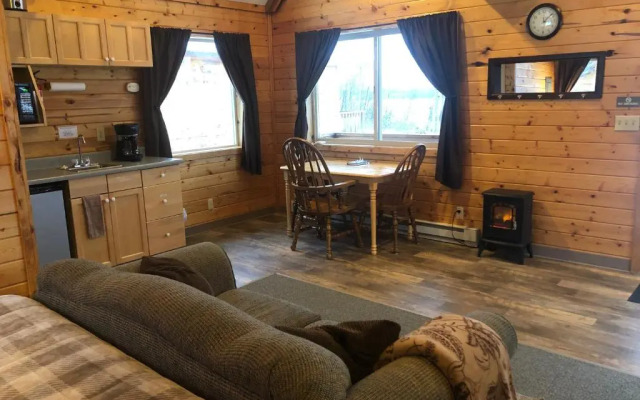 Riverside Cabins at Susitna River Lodge