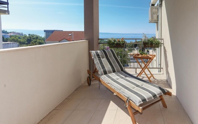 Amazing Home in Podstrana With Wifi and 3 Bedrooms