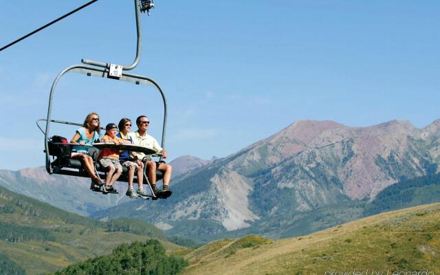 Grand Lodge Crested Butte