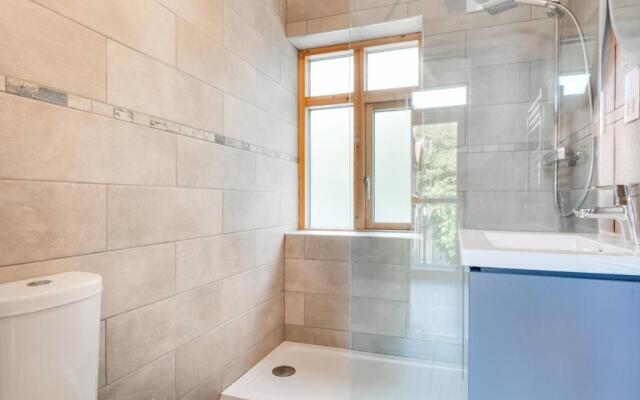 Apartment 4, The Old Stables