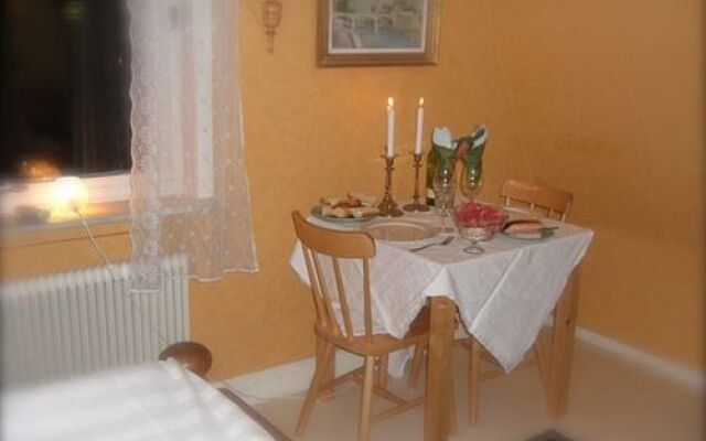 Villa E Bed and Breakfast