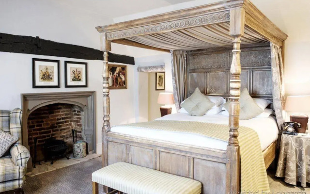 Red Lion Hotel, Hillingdon