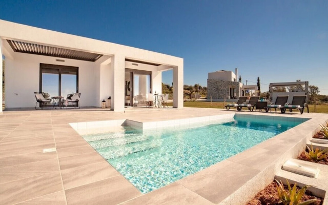 Romantic Villa Helidoni
