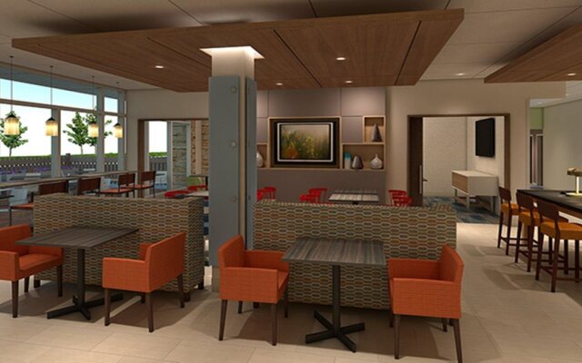 Holiday Inn Express And Suites Junction by IHG