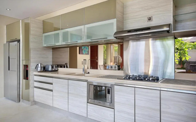 J Villa Canggu