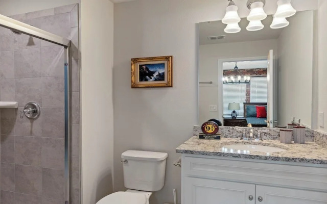 Extraordinary 5BR Private Pool Near Disney Area!