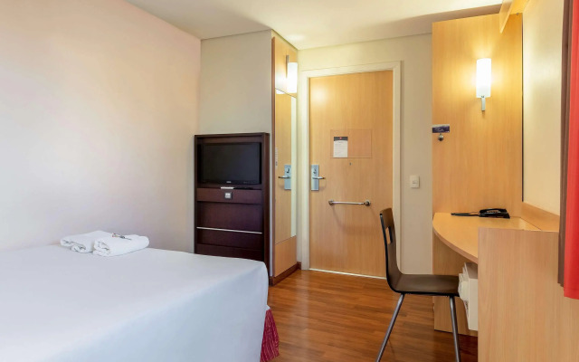 ibis BH Afonso Pena Savassi