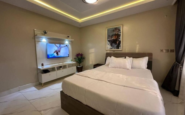Noble Lite Suites