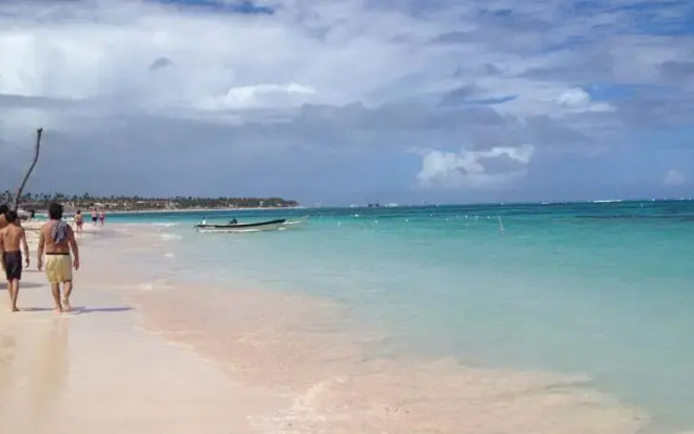 Stanza Mare 2 Bedroom Beachfront Condo