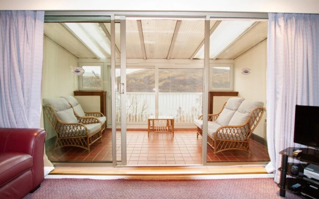 Loch Rannoch Highland Club Studio 2