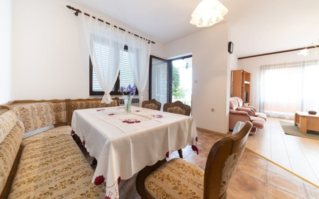 Villa Petar 1 - 10m From sea - H