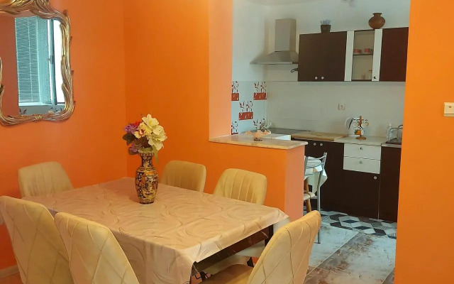 Viktoria House
