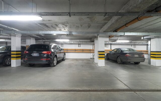 Apartment With Parking Poznań by Renters