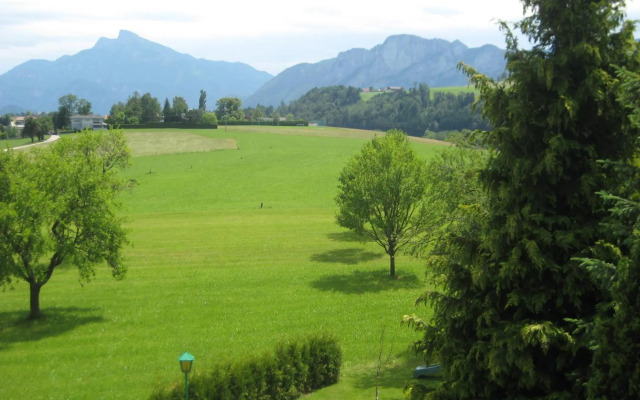 Pension Kreuzinger, 5310 Tiefgraben