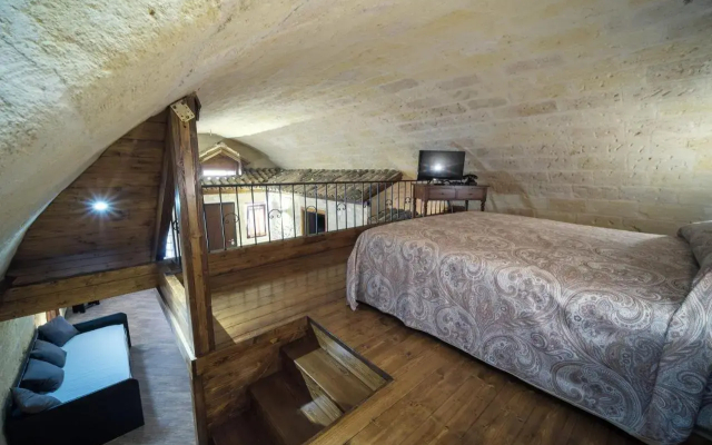 ROBERTO's Guest House