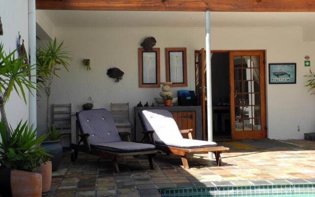 Baleia Guest Lodge Bed & Breakfast