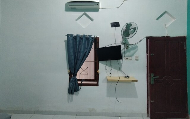 Wisma Hiro Pertiwi by OYO Rooms