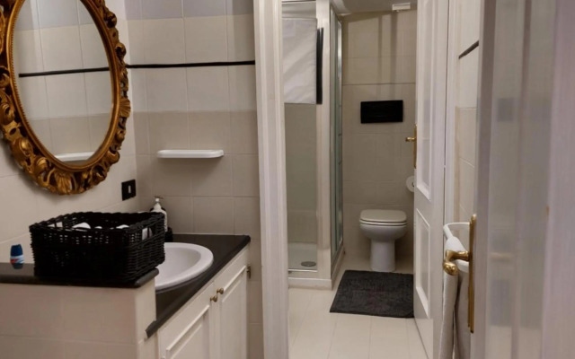 Spanish Steps bedroom