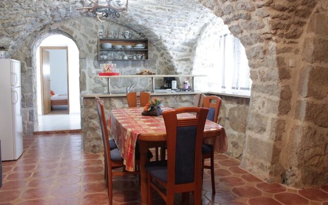 Apartments Neven