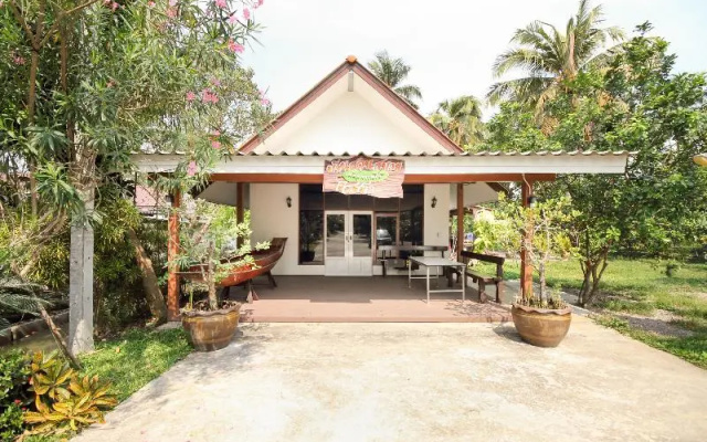 OYO 606 Baan Suansabai Pleanpanmai Resort Amphawa