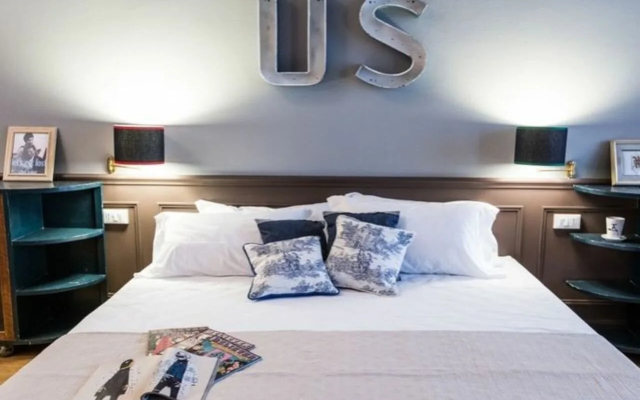 Soprarno Suites