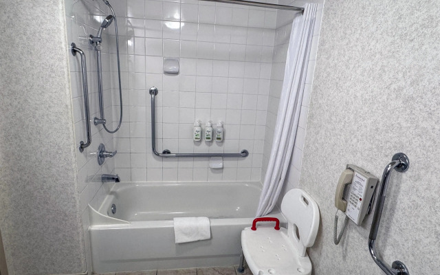 Ramada by Wyndham Sherwood Park